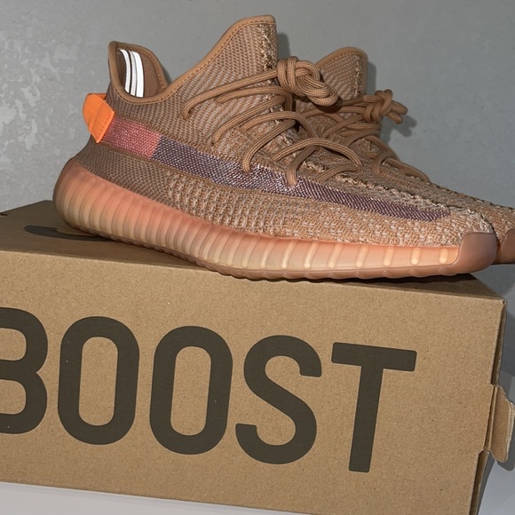 Yeezy Other - YEEZY BOOST 350 V2 CLAY